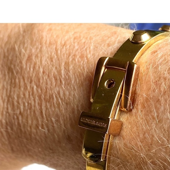 Micheal Kors Gold studded bangle bracelet with belt Buckle style secure closure - Picture 5 of 5